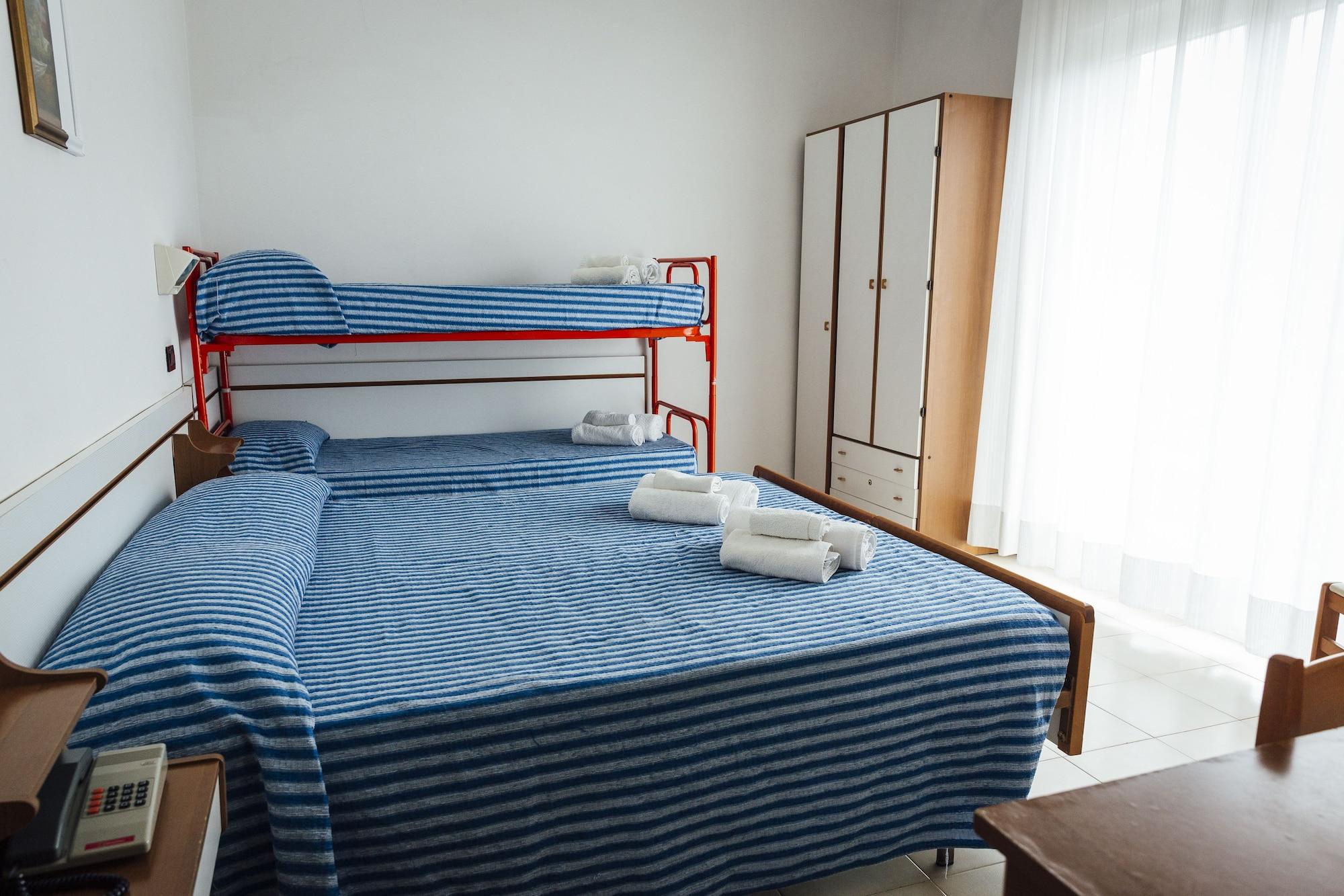 Hotel Montecarlo Rimini Luaran gambar