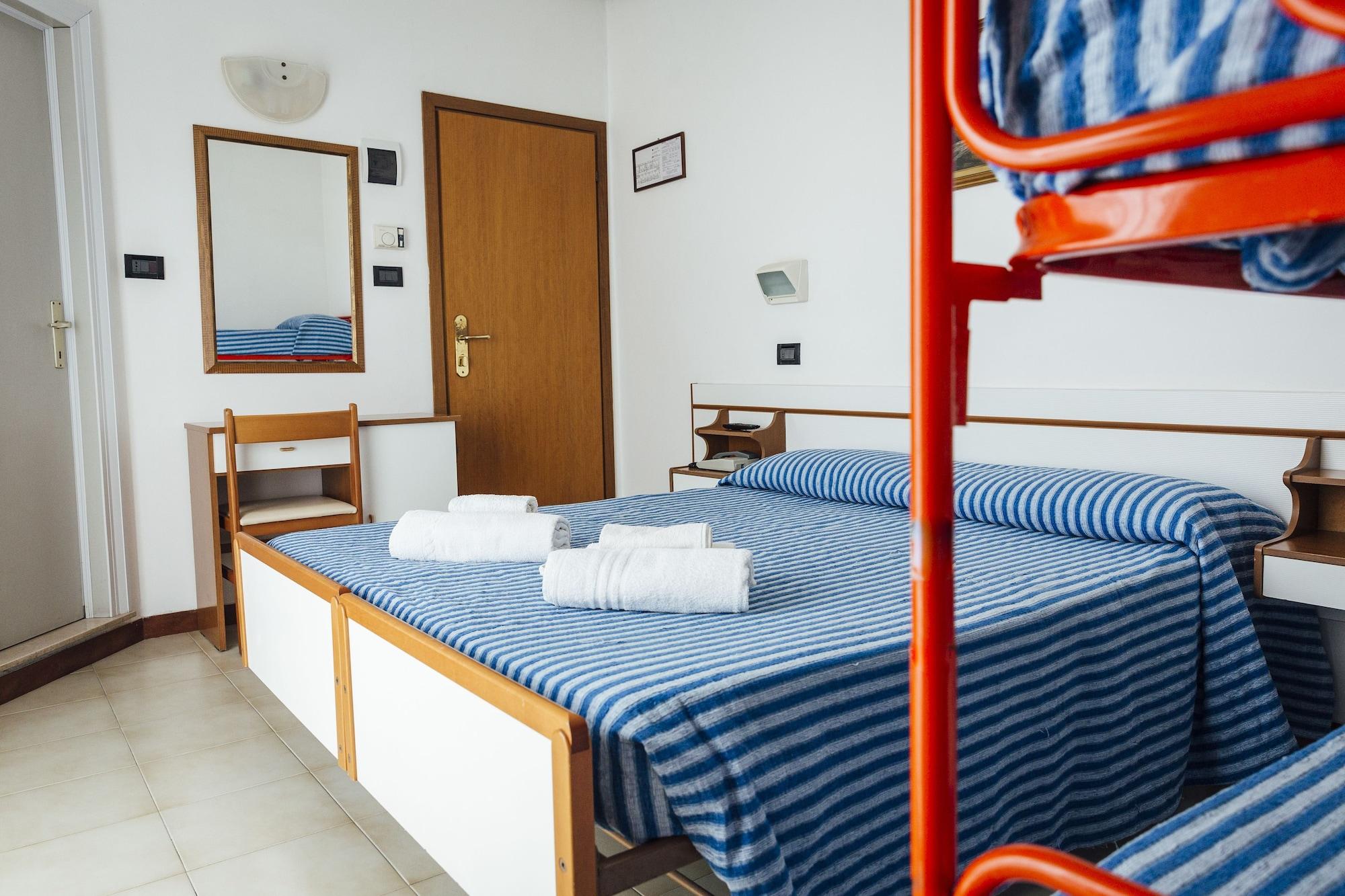 Hotel Montecarlo Rimini Luaran gambar