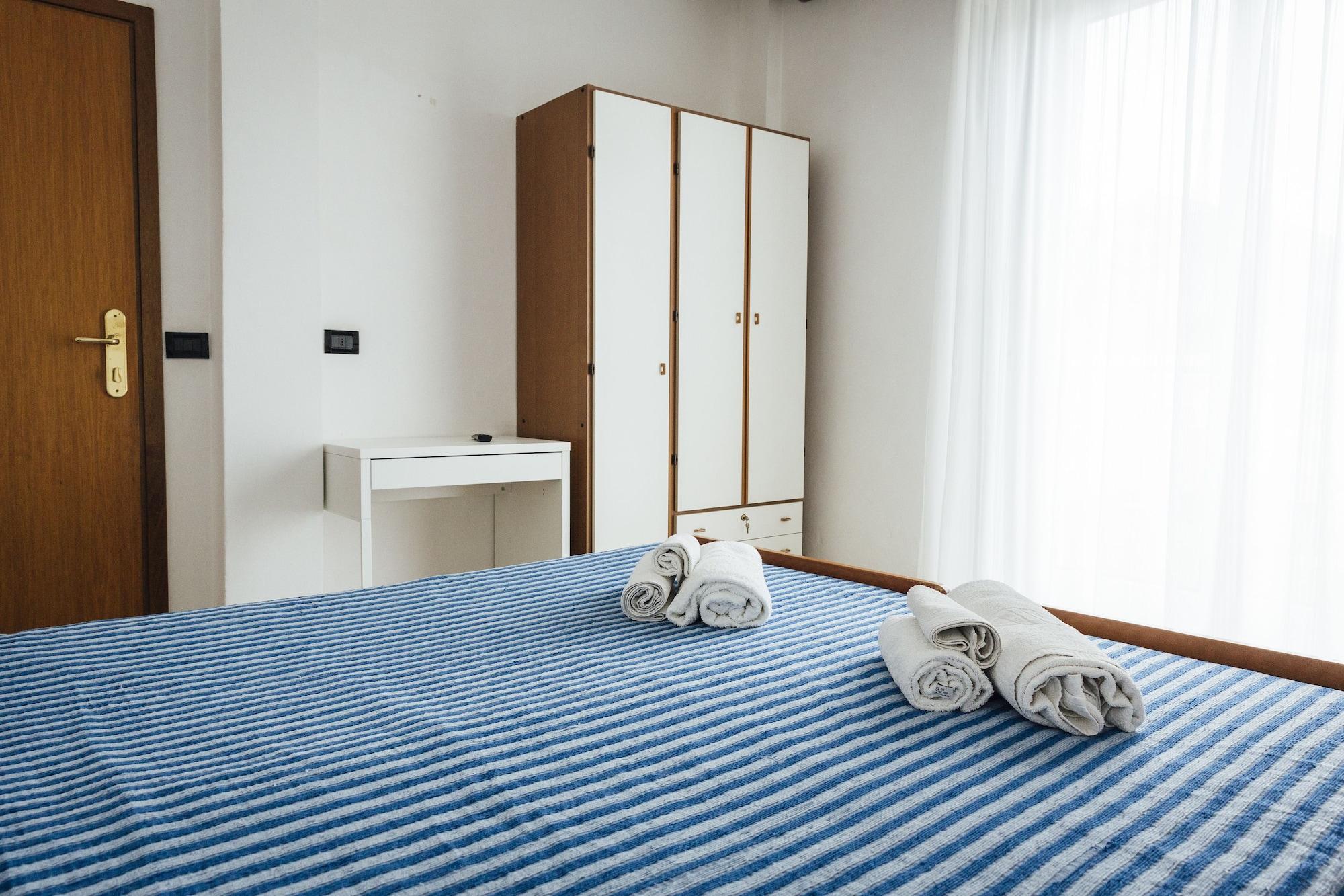 Hotel Montecarlo Rimini Luaran gambar