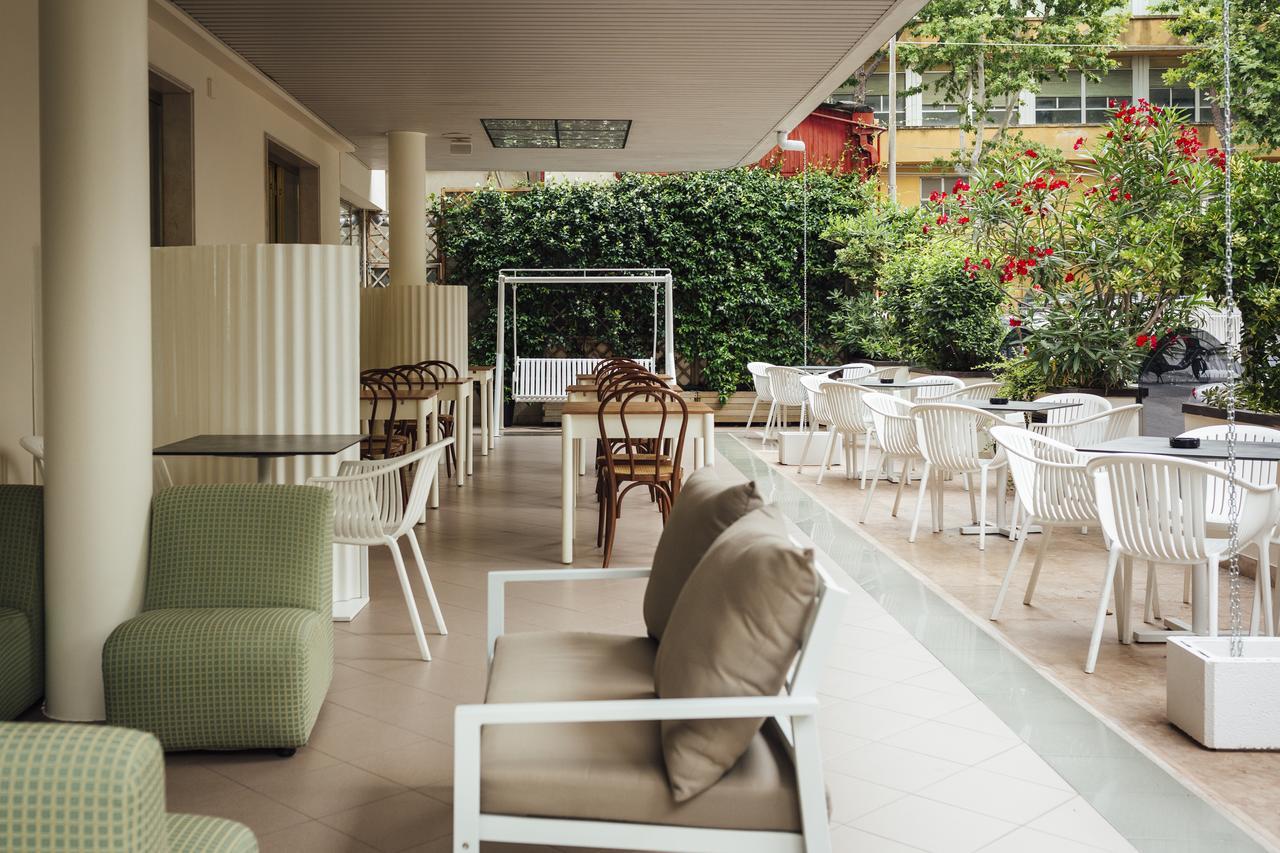 Hotel Montecarlo Rimini Luaran gambar