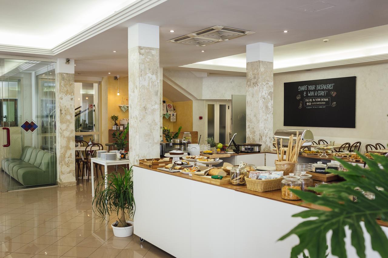 Hotel Montecarlo Rimini Luaran gambar